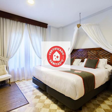 Hotel Boutique Reina Mora Granada Exteriör bild