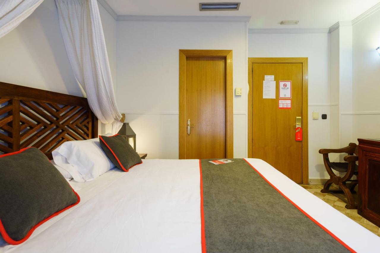 Hotel Boutique Reina Mora Granada Exteriör bild