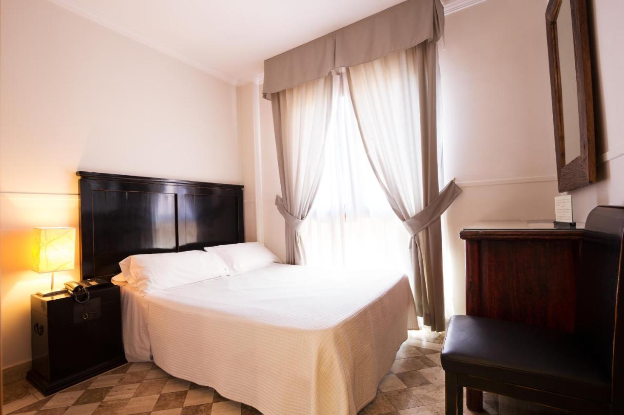 Hotel Boutique Reina Mora Granada Exteriör bild
