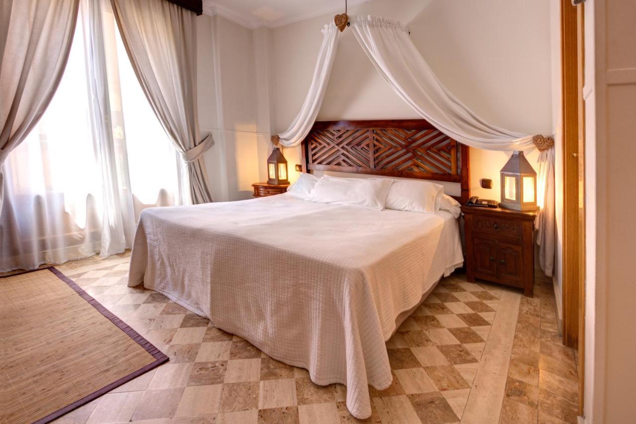 Hotel Boutique Reina Mora Granada Exteriör bild