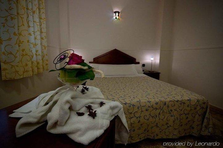 Hotel Boutique Reina Mora Granada Rum bild