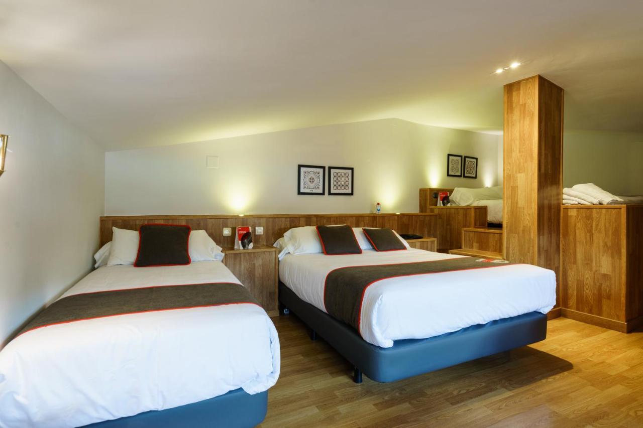 Hotel Boutique Reina Mora Granada Exteriör bild
